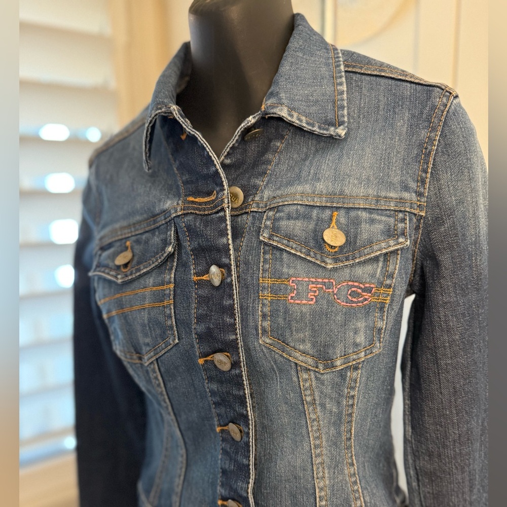 💙🩷 French Connection Women’s Blue Denim Jean Jacket Size 4